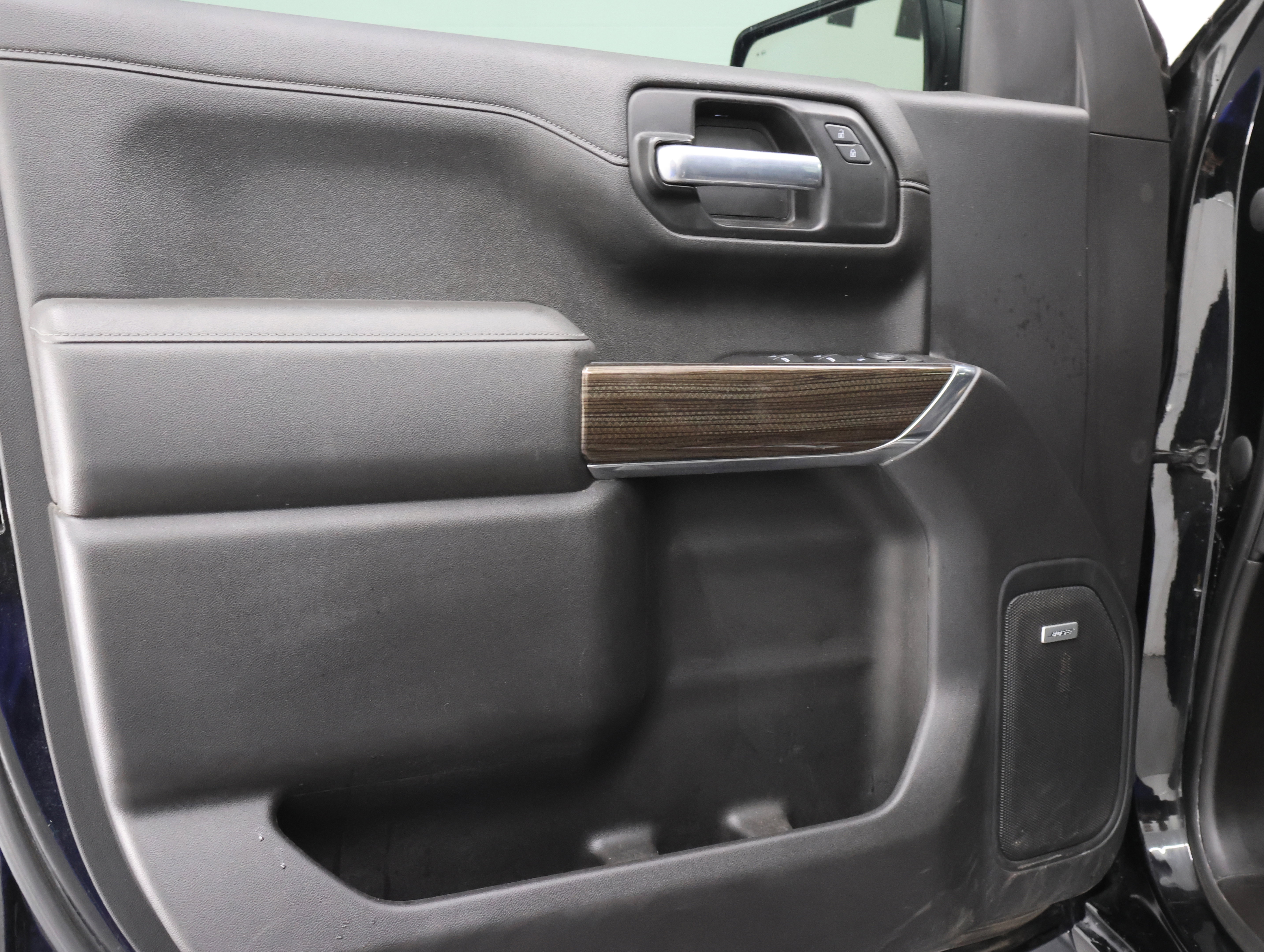 Used 2021 Chevrolet Silverado 1500 LT Trail Boss w/ Convenience Package II image 37