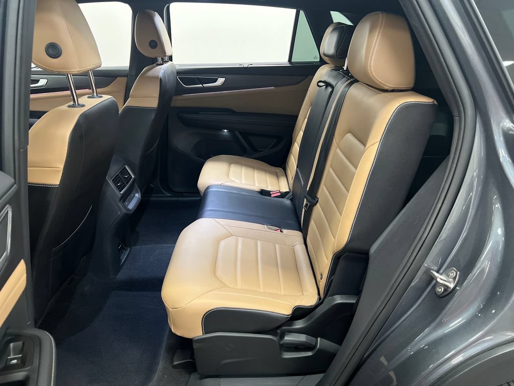Used 2024 Volkswagen Atlas Cross Sport SEL AWD/4WD image 27