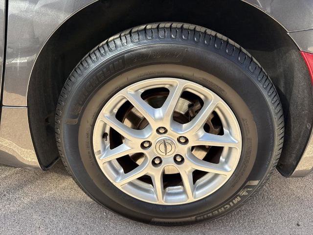 Used 2020 Chrysler Voyager Lxi FWD image 5