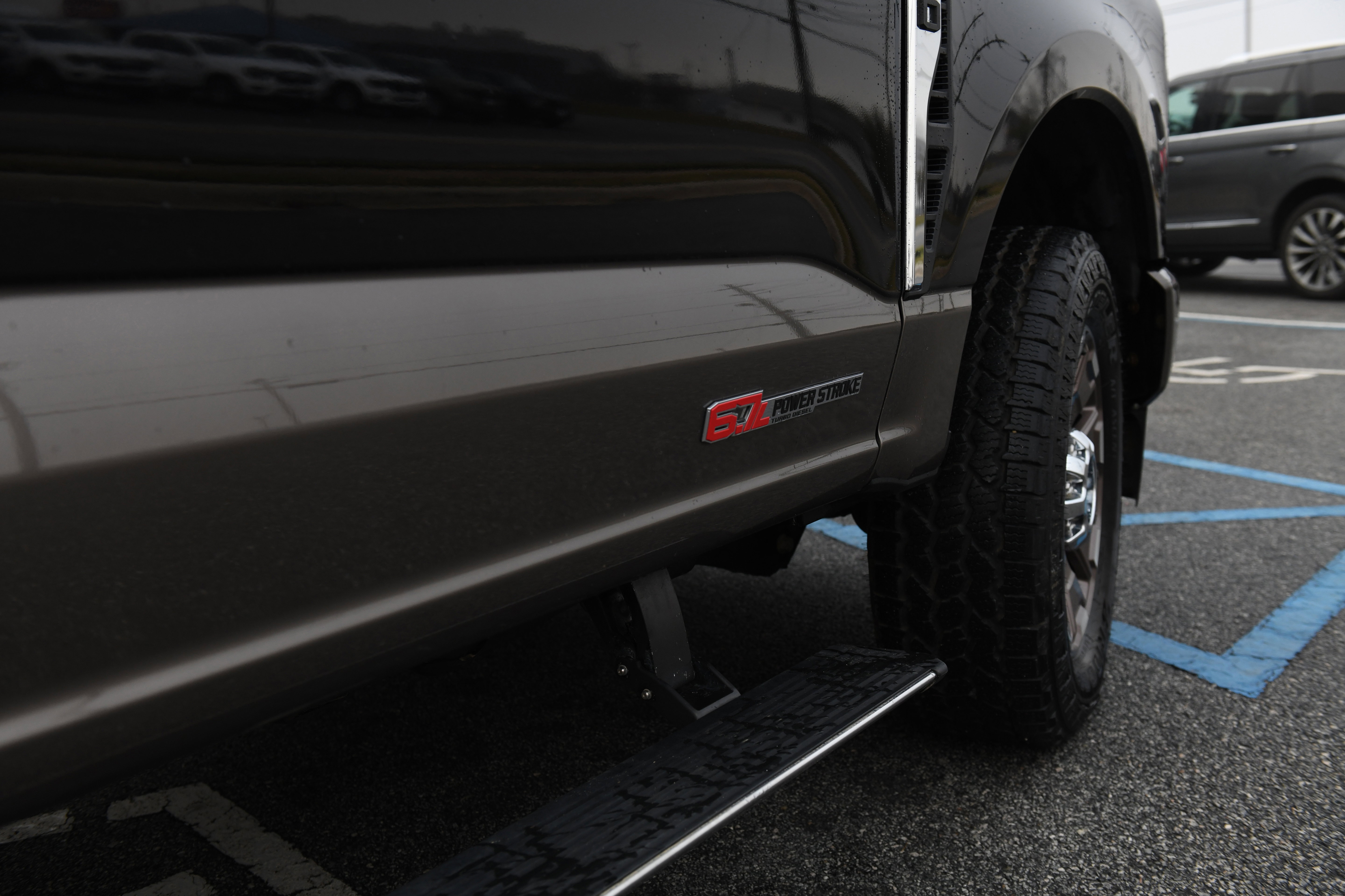 Used 2023 Ford F250 King Ranch image 12