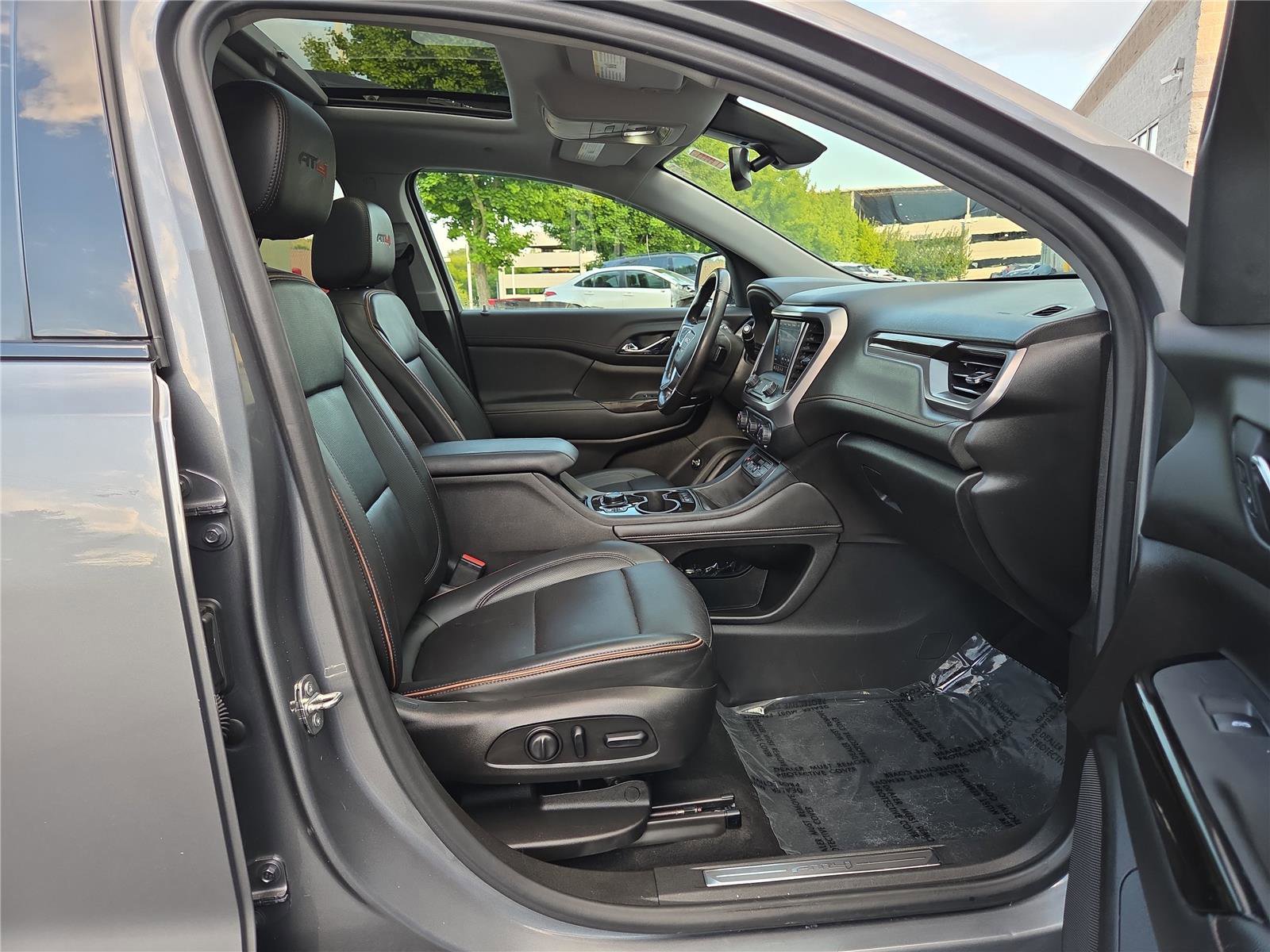 Used 2021 GMC Acadia AT4 w/ Preferred Package AWD/4WD image 26