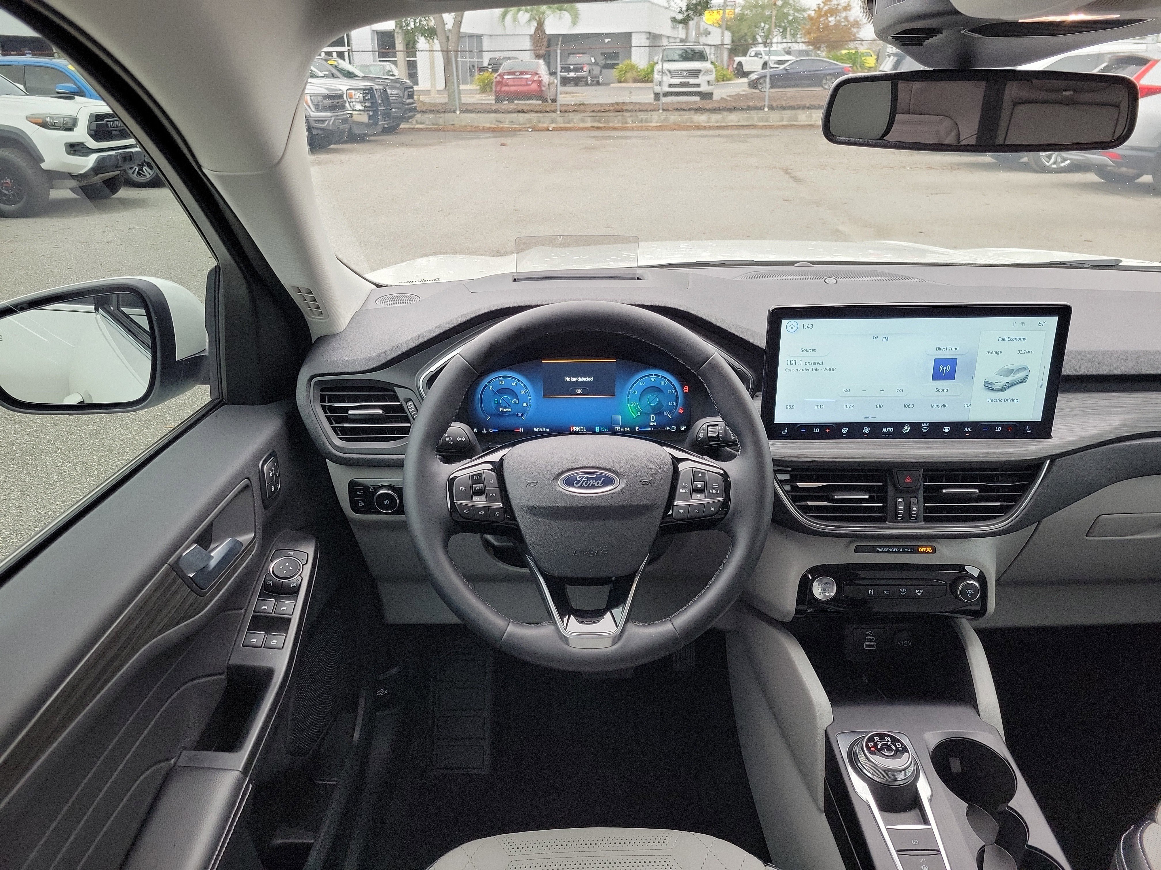 Used 2024 Ford Escape SE w/ PHEV Premium Package image 22