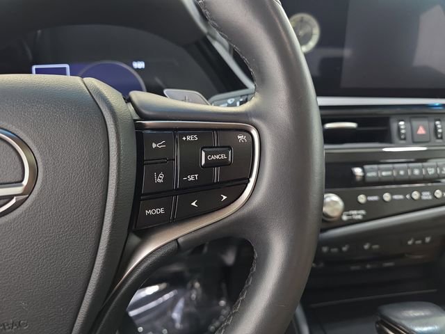 Used 2022 Lexus ES 350 w/ Premium Package image 18