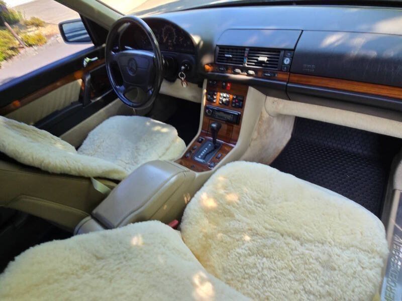 Used 1993 Mercedes-Benz 300 SD Sedan image 16
