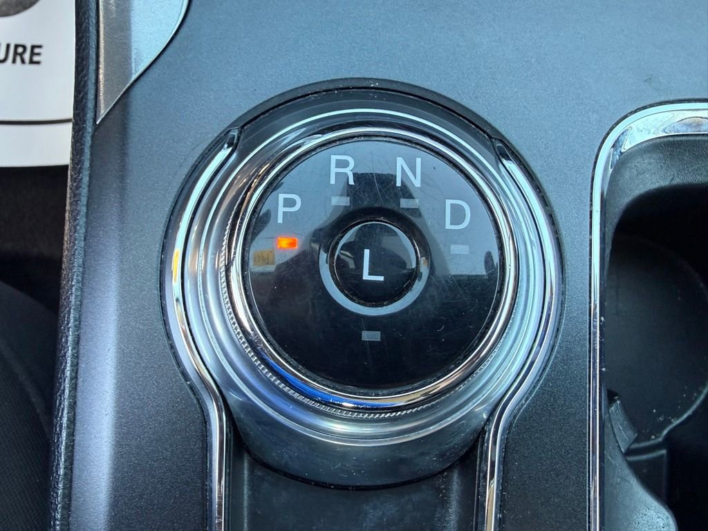 Used 2019 Ford Fusion SE FWD image 21