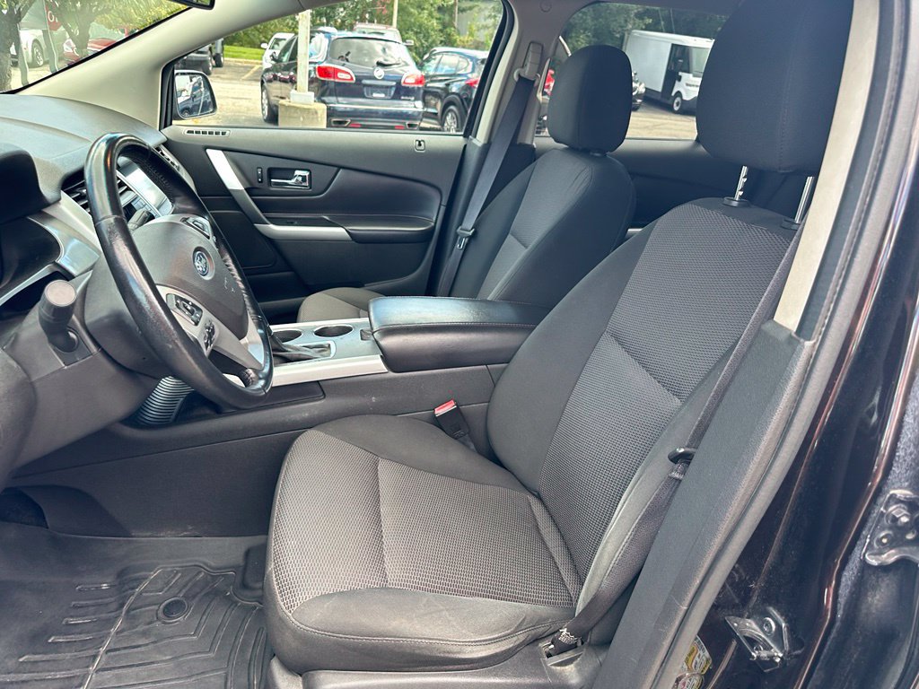 Used 2013 Ford Edge SEL AWD/4WD image 18