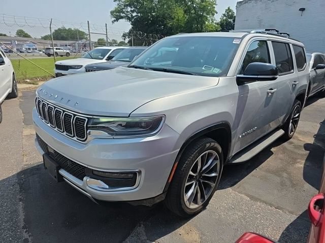 Used 2023 Jeep Wagoneer Series II AWD/4WD image 1
