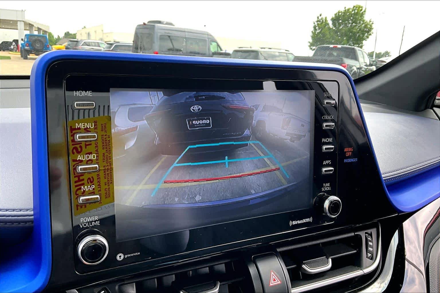 Used 2021 Toyota C-HR XLE FWD image 26