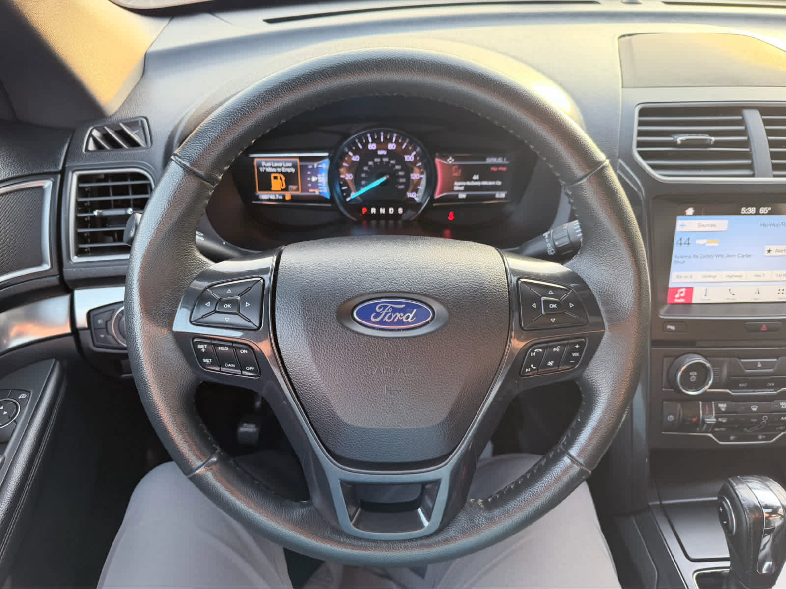 Used 2018 Ford Explorer XLT w/ Equipment Group 202A image 22