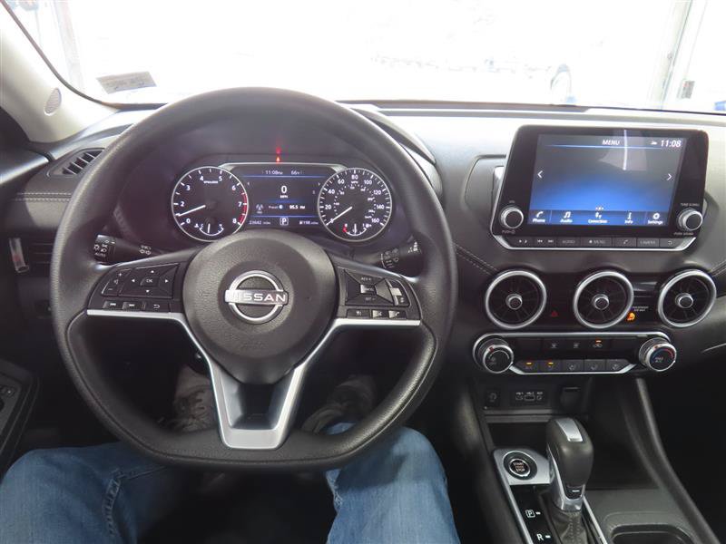 Used 2025 Nissan Sentra SV FWD image 20