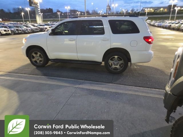 Used 2011 Toyota Sequoia SR5 w/ Sport Appearance Pkg image 13