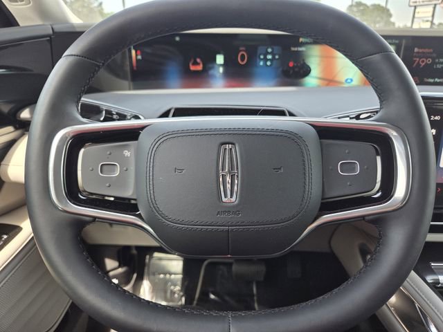 Certified 2026 Lincoln Nautilus Premier image 21