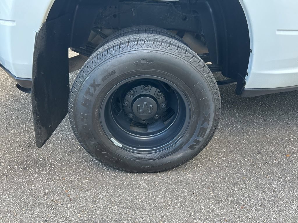 Used 2025 RAM 3500 Tradesman AWD/4WD image 23