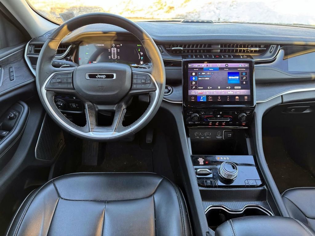 Used 2024 Jeep Grand Cherokee Limited 4xe image 13