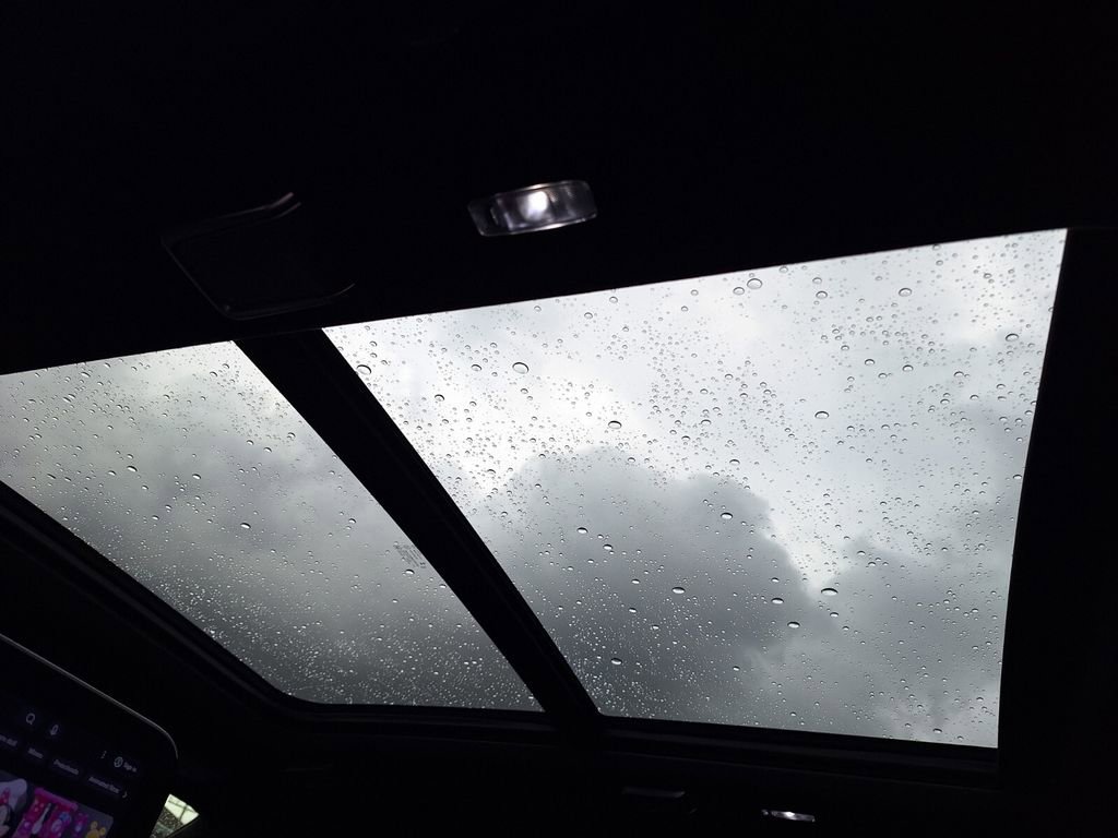 Certified 2025 Cadillac Escalade V image 10