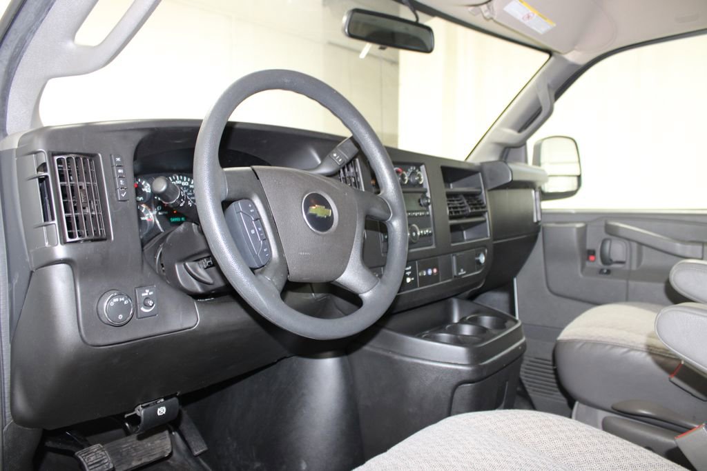 Used 2023 Chevrolet Express 3500 LS image 17