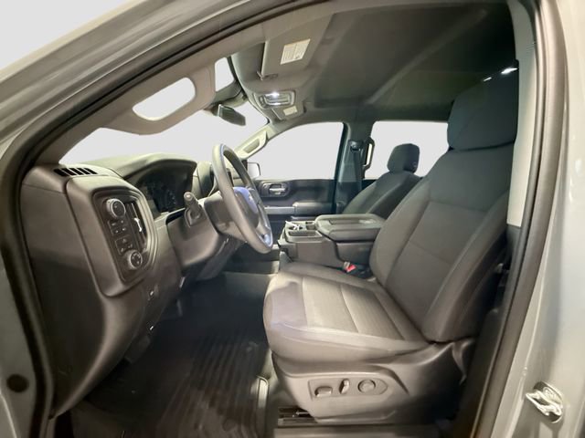 Certified 2025 Chevrolet Silverado 1500 Custom w/ LPO, Dark Essentials Package image 18