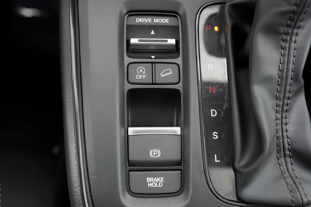 Used 2025 Honda CR-V EX image 30
