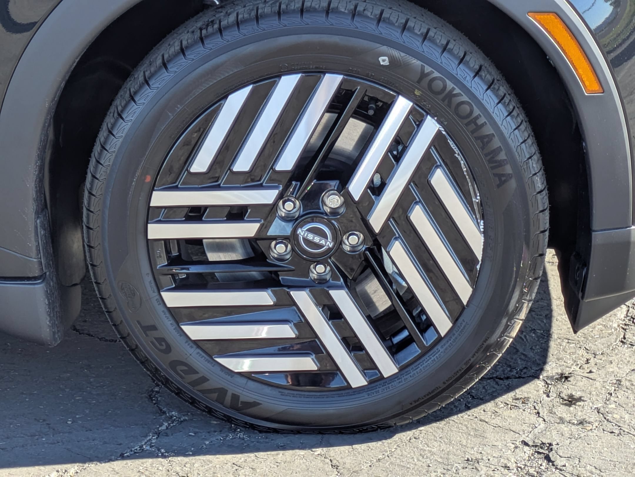 New 2026 Nissan Leaf SV+ w/ Floor Mat Package (SV+) image 4