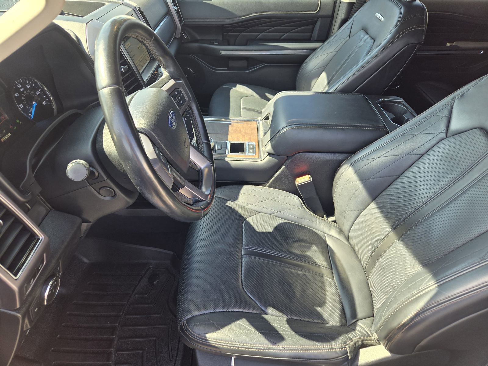 Used 2019 Ford Expedition Platinum RWD image 12
