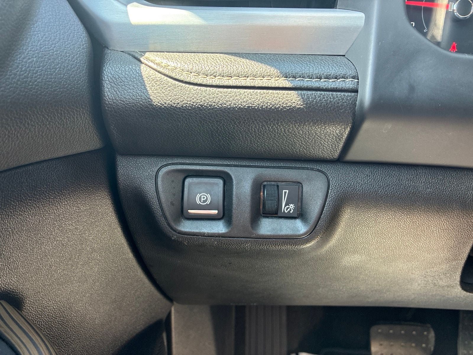 Used 2019 GMC Acadia SLE AWD/4WD image 29
