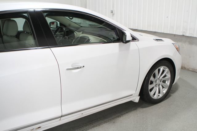 Used 2015 Buick LaCrosse FWD image 34