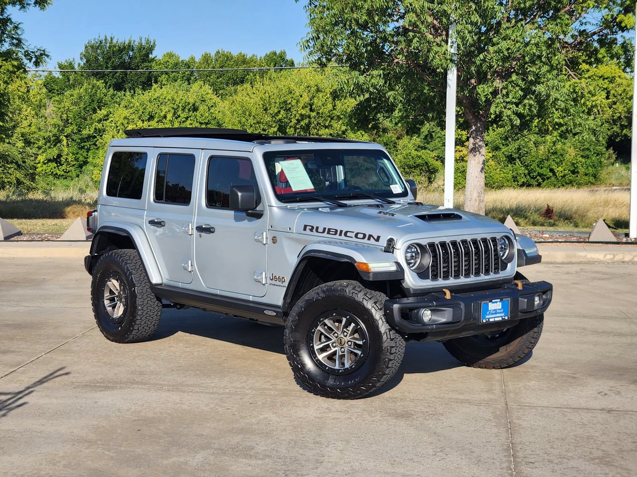 Used 2024 Jeep Wrangler Unlimited Rubicon 392 AWD/4WD image 2