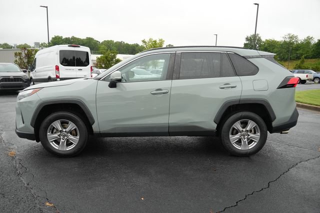 Used 2022 Toyota RAV4 XLE FWD image 4