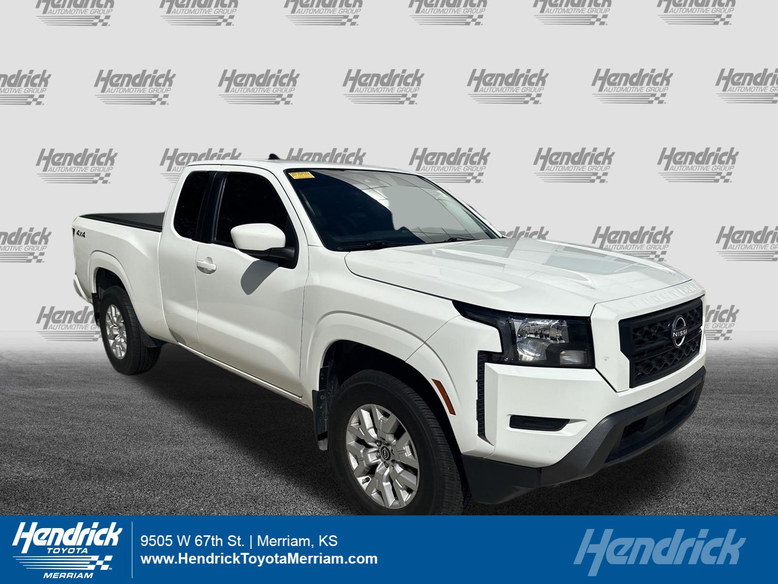 Used 2022 Nissan Frontier SV w/ Technology Package AWD/4WD image 1