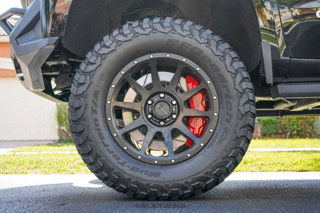 Used 2019 Chevrolet Silverado 1500 High Country w/ Technology Package AWD/4WD image 93