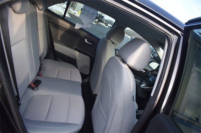 Used 2022 Kia Rio S image 13