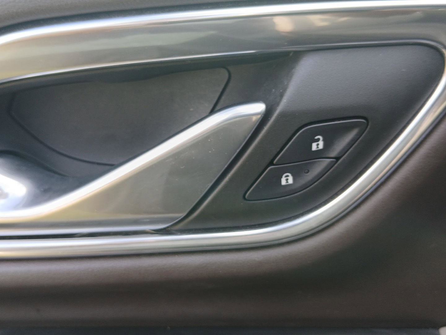 Used 2021 Chevrolet Tahoe LT image 10