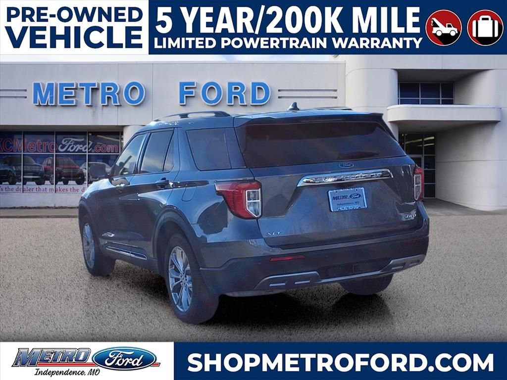 Used 2023 Ford Explorer XLT w/ Equipment Group 202A image 6