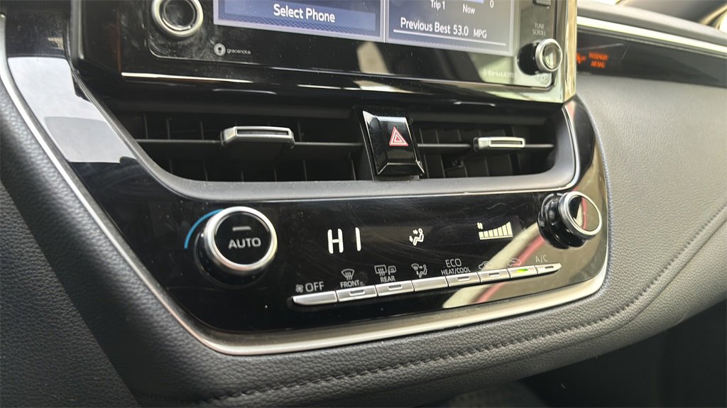 Used 2022 Toyota Corolla SE image 23