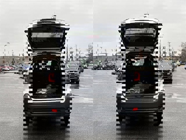 Used 2025 Subaru Outback Onyx Edition w/ Popular Package #2 image 15