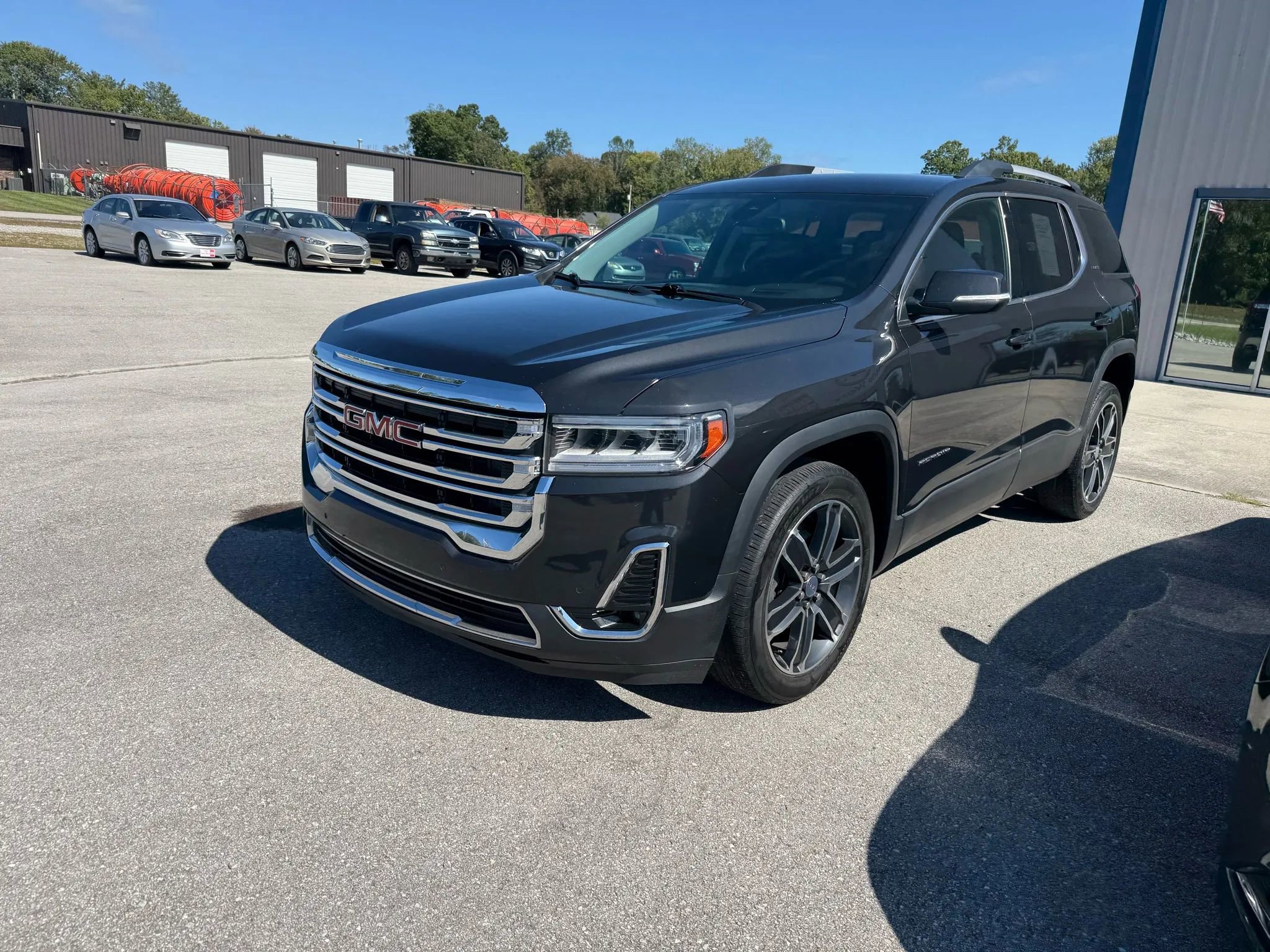 Used 2020 GMC Acadia SLT w/ Driver Alert Package II image 7