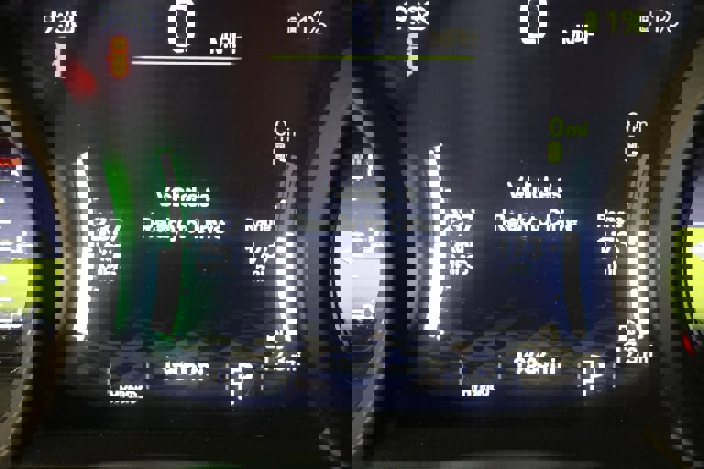 Used 2024 Jeep Wrangler Unlimited Rubicon 4xe image 21