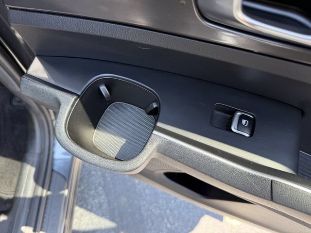 Used 2024 Kia Sorento S w/ Panoramic Sunroof Package FWD image 30
