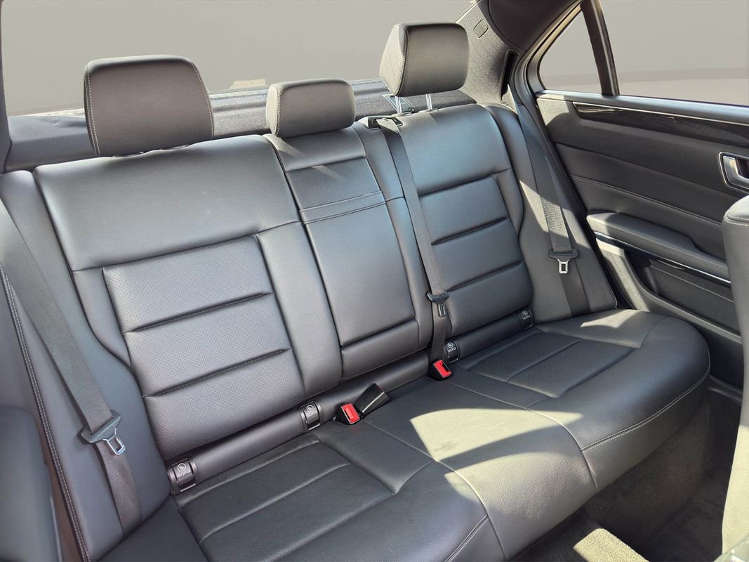 Used 2016 Mercedes-Benz E 350 4MATIC Sedan image 19