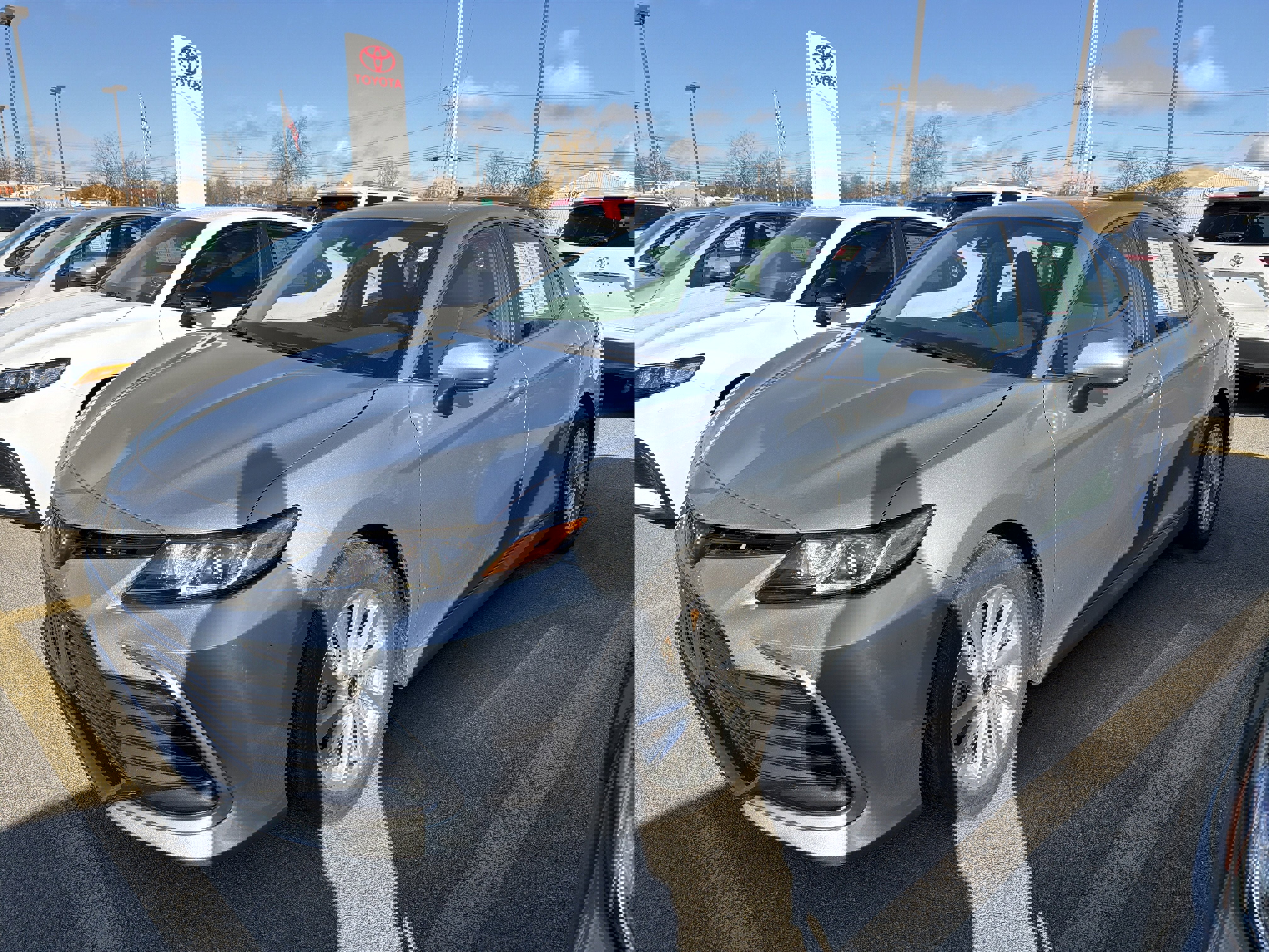 Used 2023 Toyota Camry LE image 4