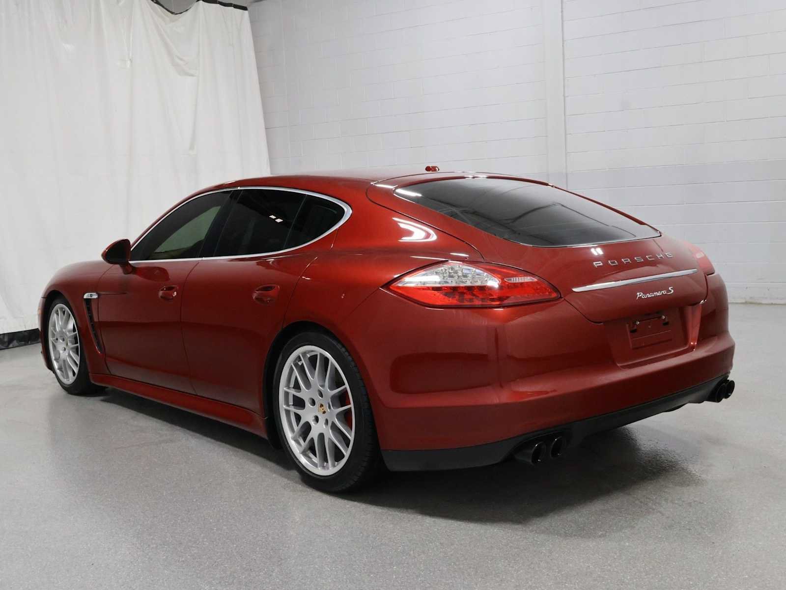 Used 2012 Porsche Panamera S RWD image 3