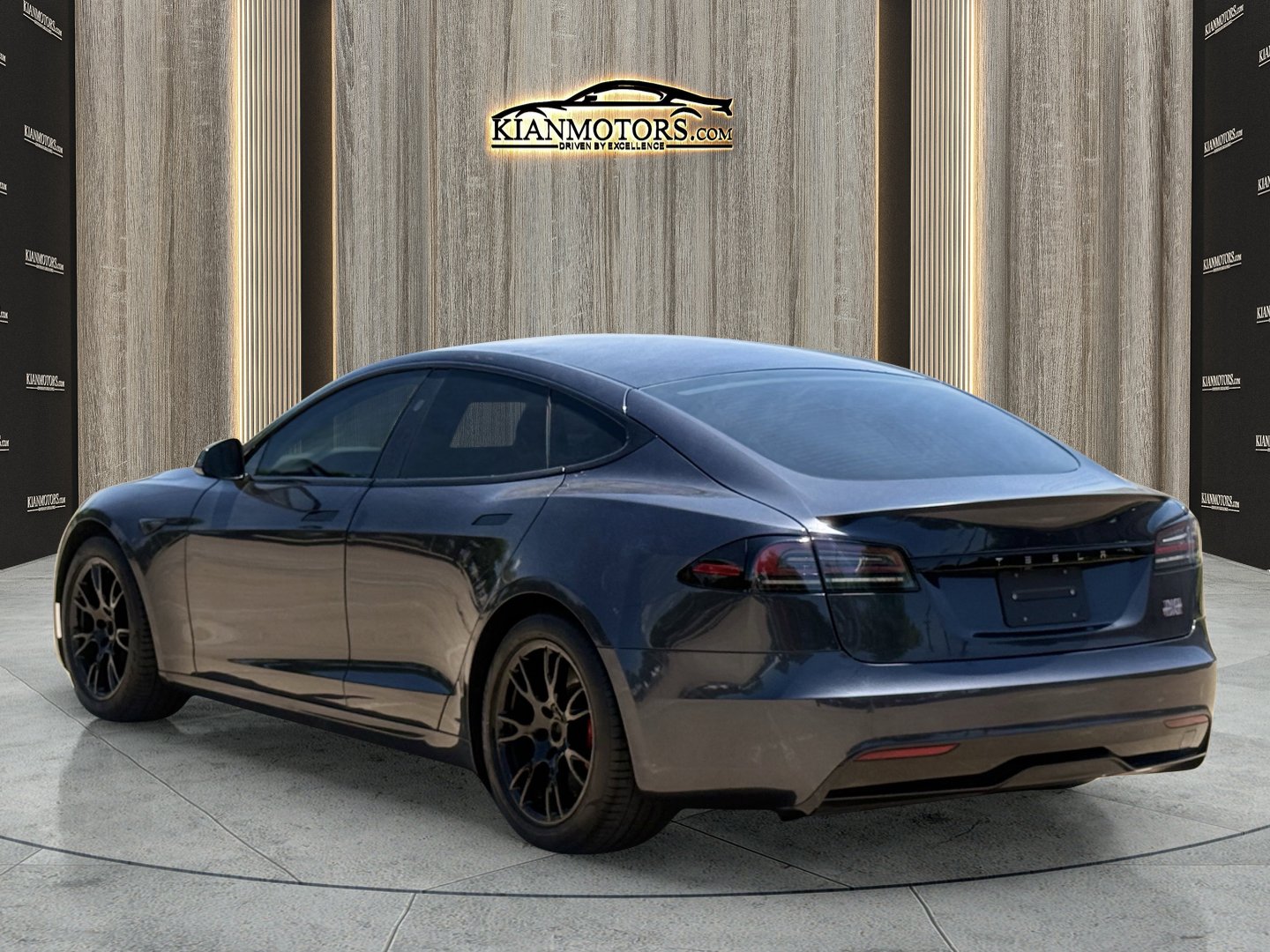 Used 2025 Tesla Model S Plaid AWD/4WD image 10
