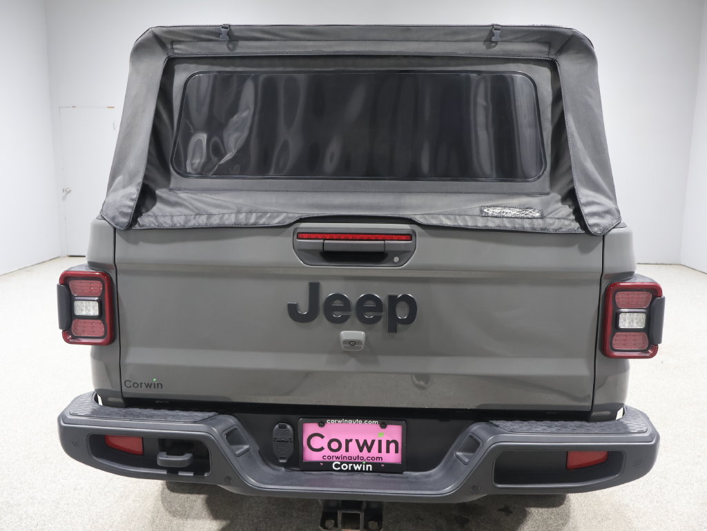 Used 2021 Jeep Gladiator Sport AWD/4WD image 3