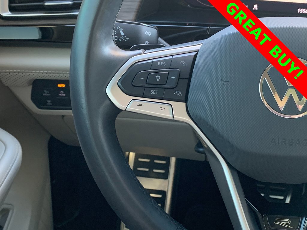 Used 2024 Volkswagen Atlas SEL Premium R-Line image 14