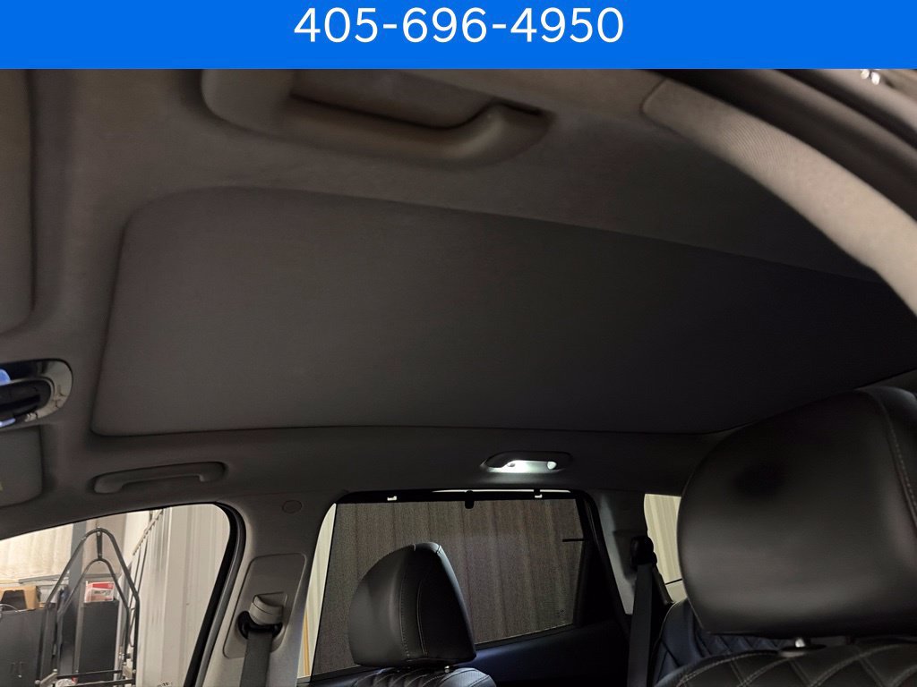 Used 2021 Hyundai Santa Fe Limited AWD/4WD image 5