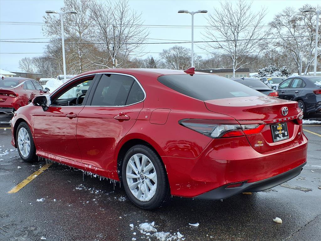 Used 2024 Toyota Camry LE image 9