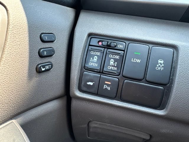 Used 2016 Honda Odyssey Touring image 10