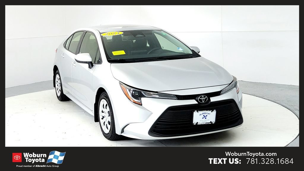 Certified 2023 Toyota Corolla LE FWD image 1