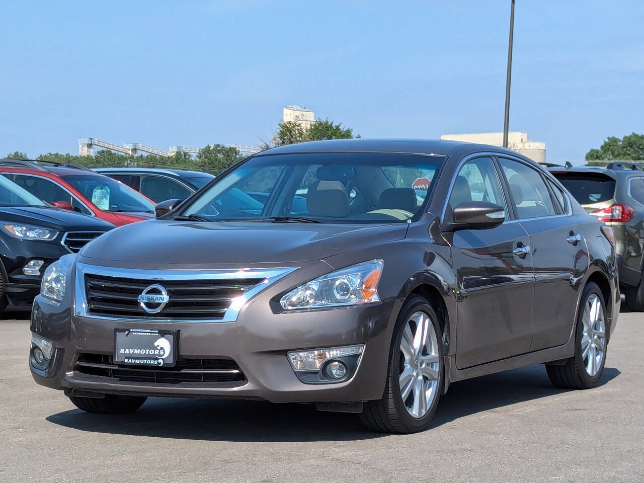 Used 2014 Nissan Altima 3.5 SL w/ Technology Package FWD image 9