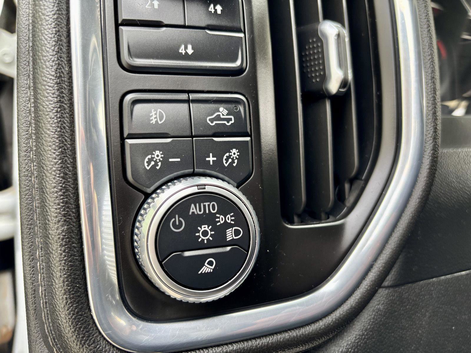 Used 2021 GMC Sierra 2500 SLE w/ SLE Value Package; image 36